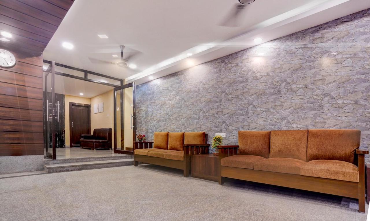 Hotel Treebo Trend Globe International Puri Esterno foto
