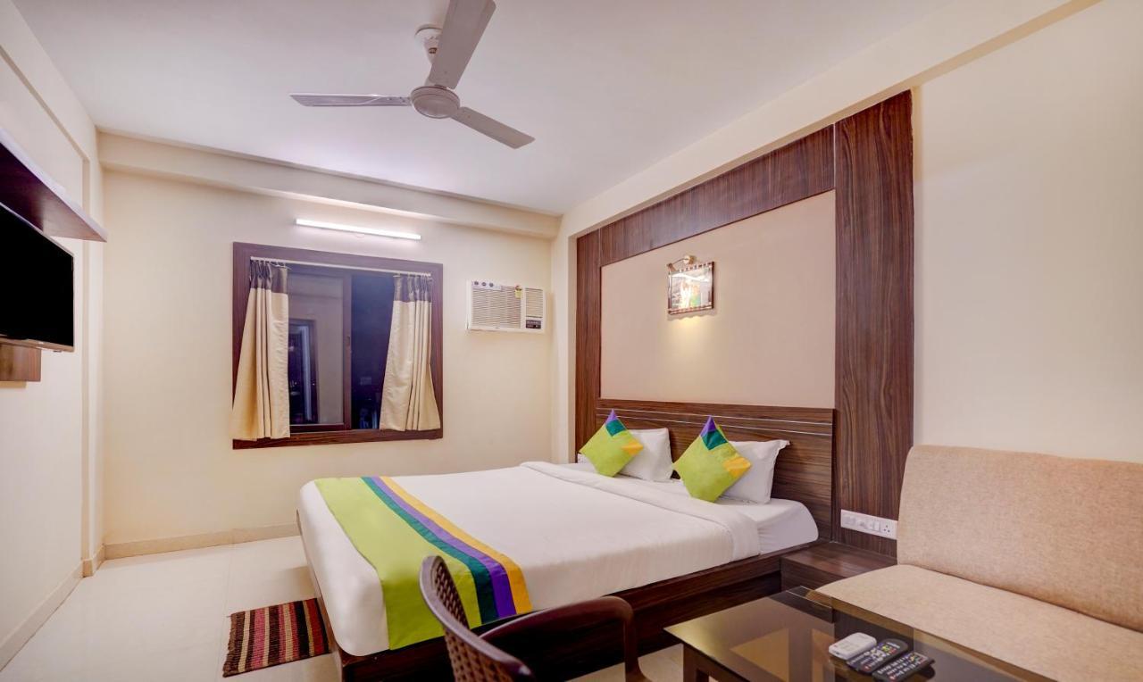 Hotel Treebo Trend Globe International Puri Esterno foto