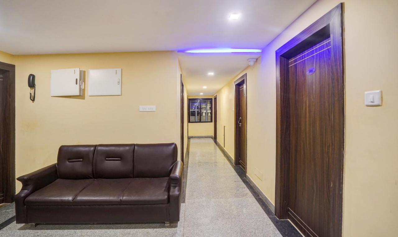 Hotel Treebo Trend Globe International Puri Esterno foto
