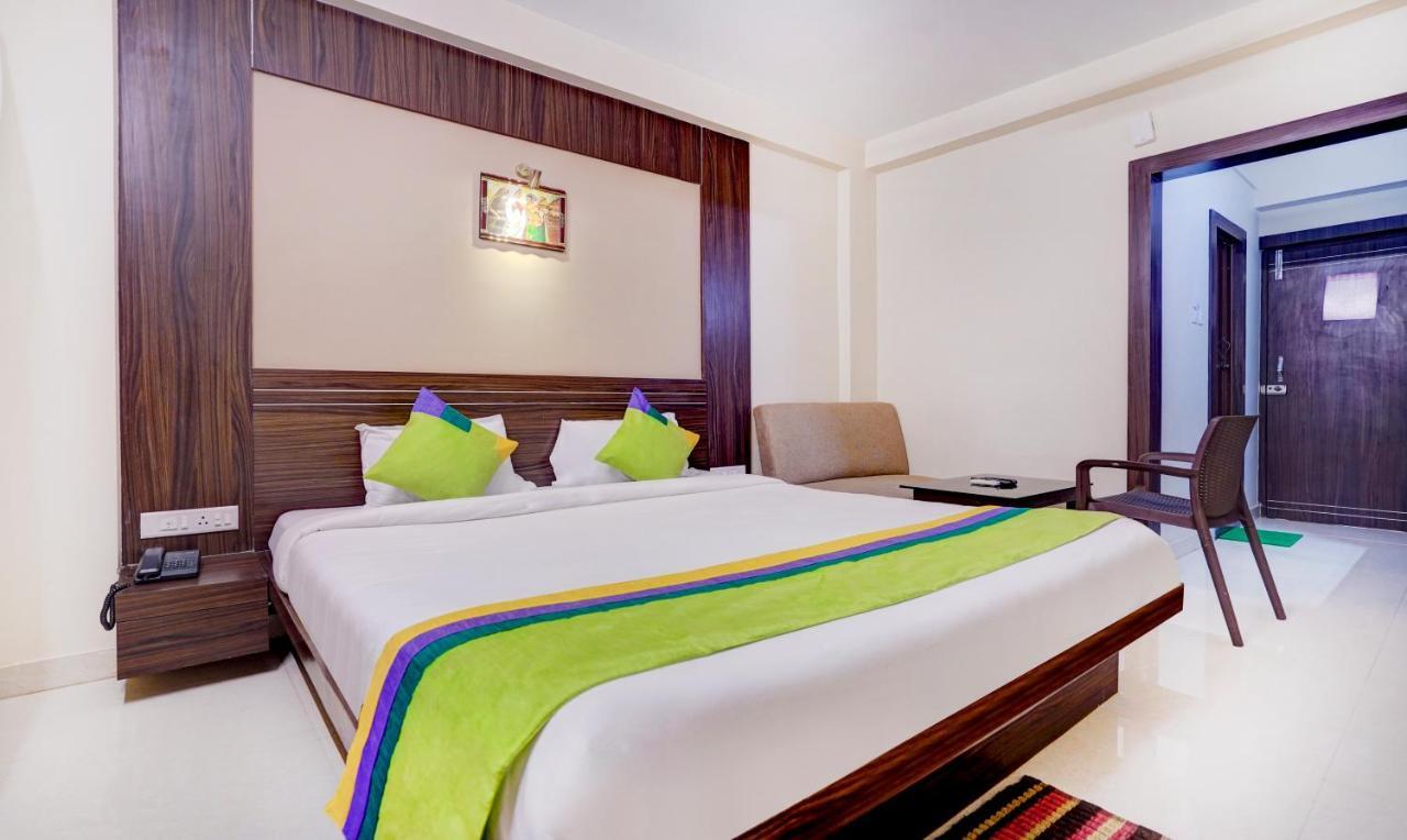 Hotel Treebo Trend Globe International Puri Esterno foto